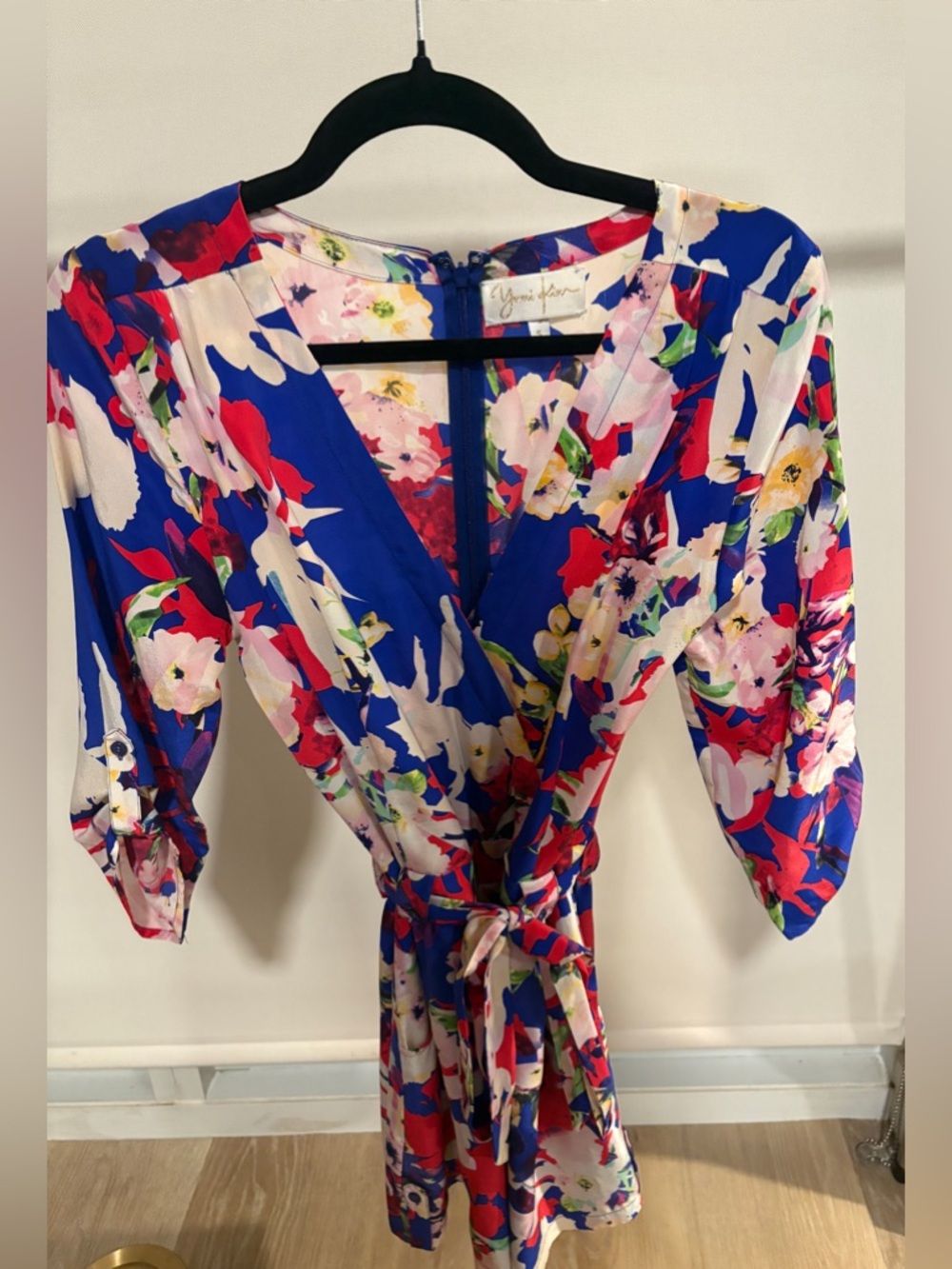 Yumi Kim - Liz Romper - 100% Silk - Blue Floral Wrap Tie Waist - Size Small - Picture 4 of 7